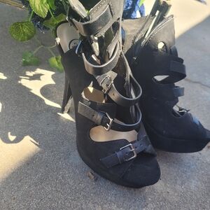 Black Strappy Women's Heels